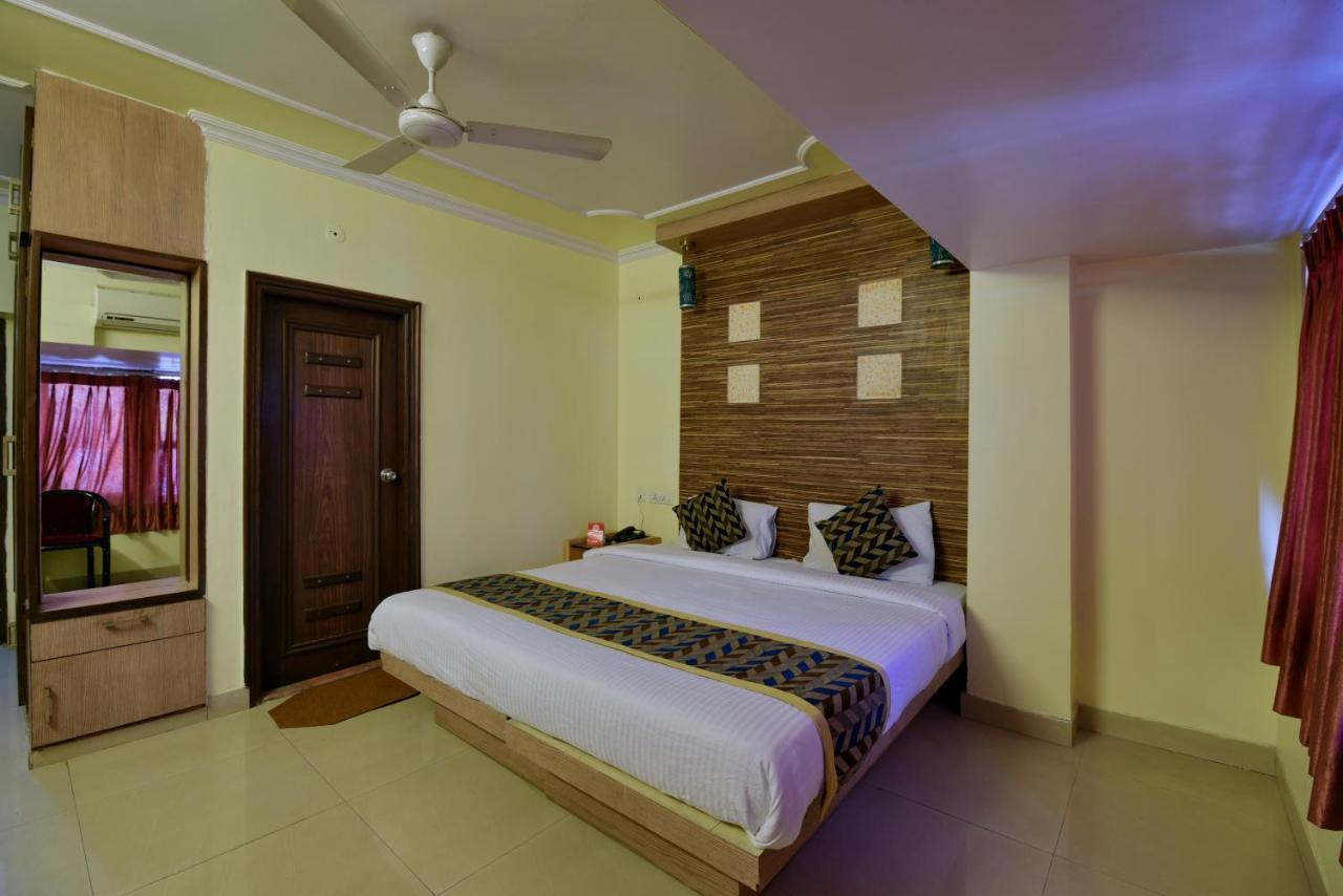 Oyo 2289 Hotel Radha Palace Kukas Εξωτερικό φωτογραφία